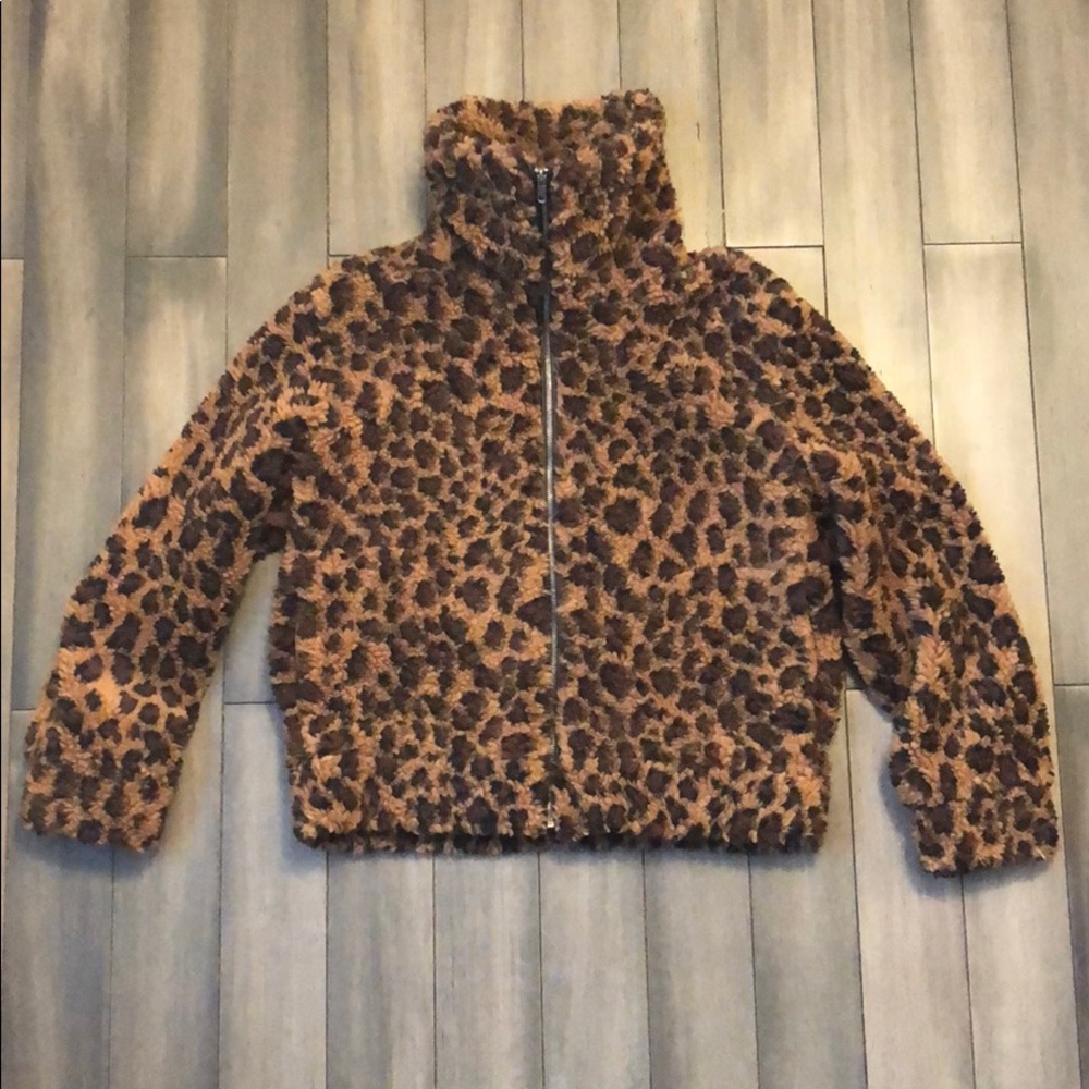 NWT BB Dakota Cheetah print faux shearling Coat